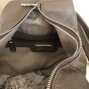 Valentina | Bags | Host Pick Nwot Valentina Italia Taupe  display picture 1
